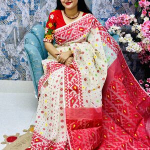 রেশম জামদানি শাড়ি। সাথে ব্লাউজ পিস থাকবে একদম ফ্রি